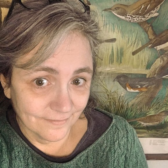 Meet your Posher, Laura - Picture 1 of 1